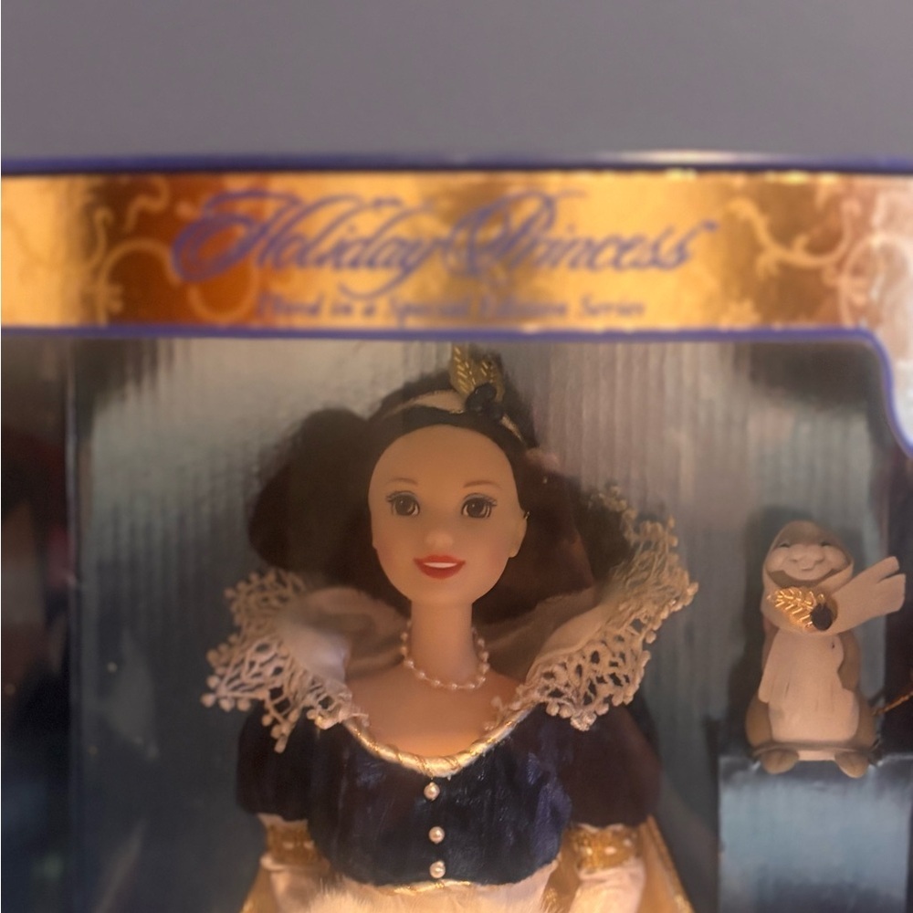 Barbie - Holiday Princess Snow White 1998 - Special Edition - New In Box. - Picture 2 of 6